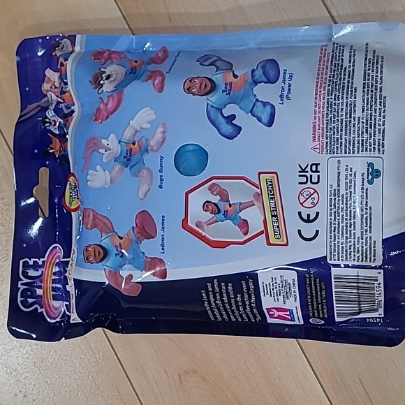 2/$20 Brand new Space Jam Heros of Goo Jit Zu - Picture 2 of 4